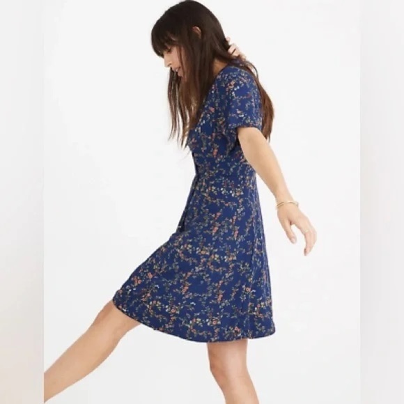 MADEWELL Amaranth Wrap Dress in Moonless Floral Women Size 6 - Picture 2 of 9